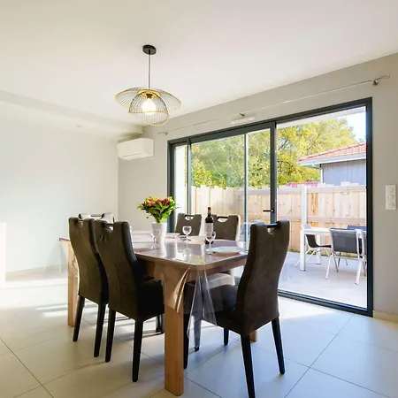 3 Avec Jardin Privatif A - Classee 2 Etoiles, Ideale Famille Et Amis - Fr-1-877-48 Villa *
